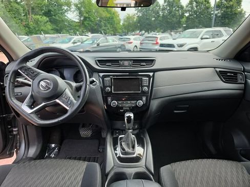 Used 2019 Nissan Rogue SV w/ Premium Package AWD/4WD image 12