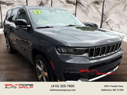 Used 2022 Jeep Grand Cherokee L Limited AWD/4WD image 3