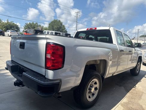 Used 2017 Chevrolet Silverado 1500 W/T RWD image 5