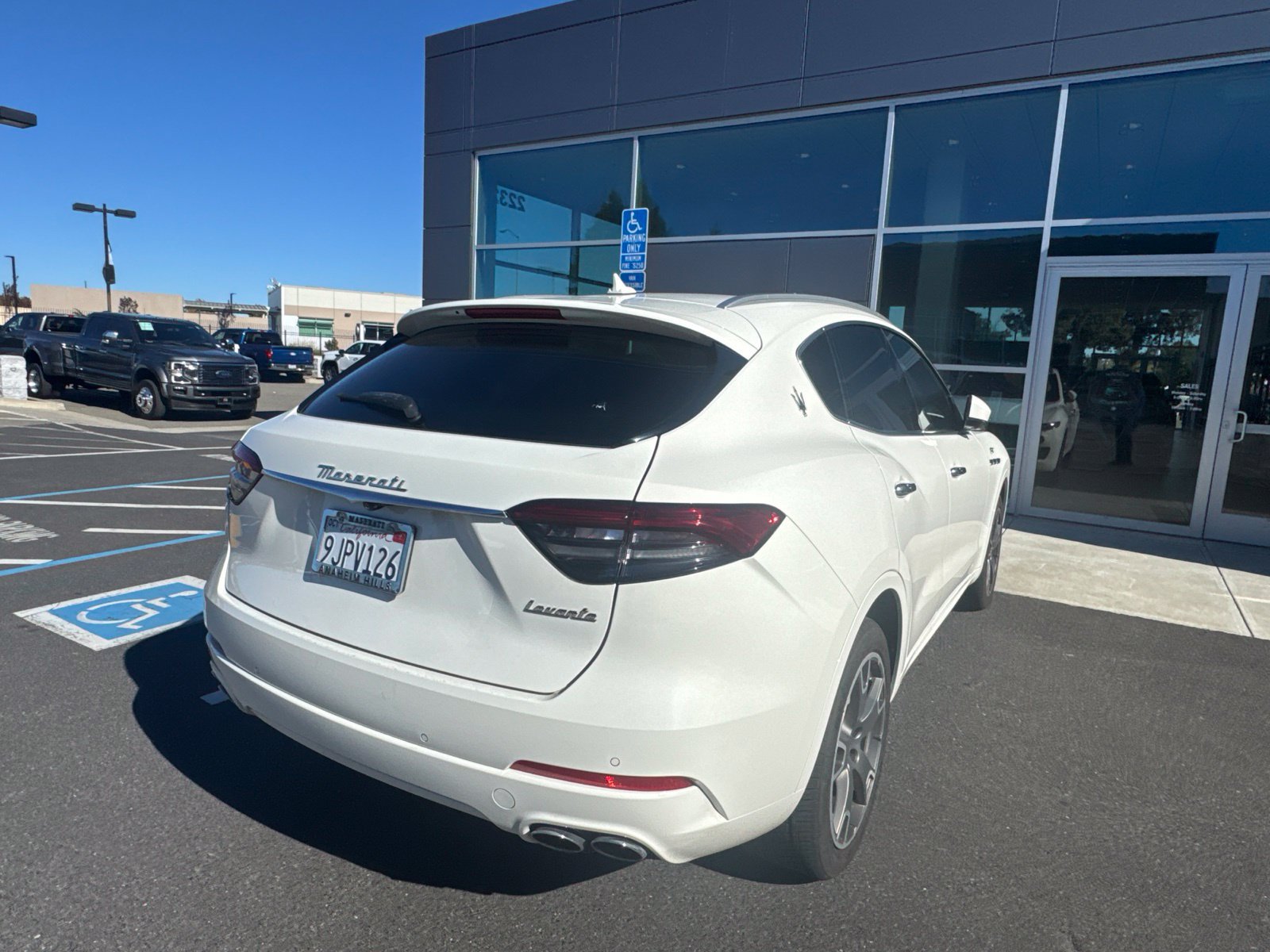Used 2023 Maserati Levante GT AWD/4WD image 7