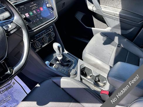 Used 2018 Volkswagen Tiguan SE w/ Panoramic Sunroof Package AWD/4WD image 13