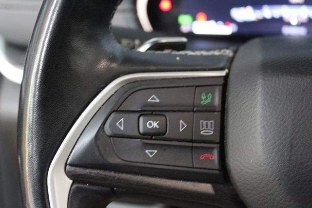 Used 2021 Jeep Grand Cherokee L Limited w/ Luxury Tech Group II AWD/4WD image 17