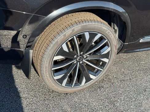 New 2026 Volvo XC90 B6 Plus w/ Protection Package AWD/4WD image 4