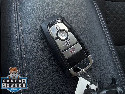 Used 2025 Ford Escape Active AWD/4WD image 27