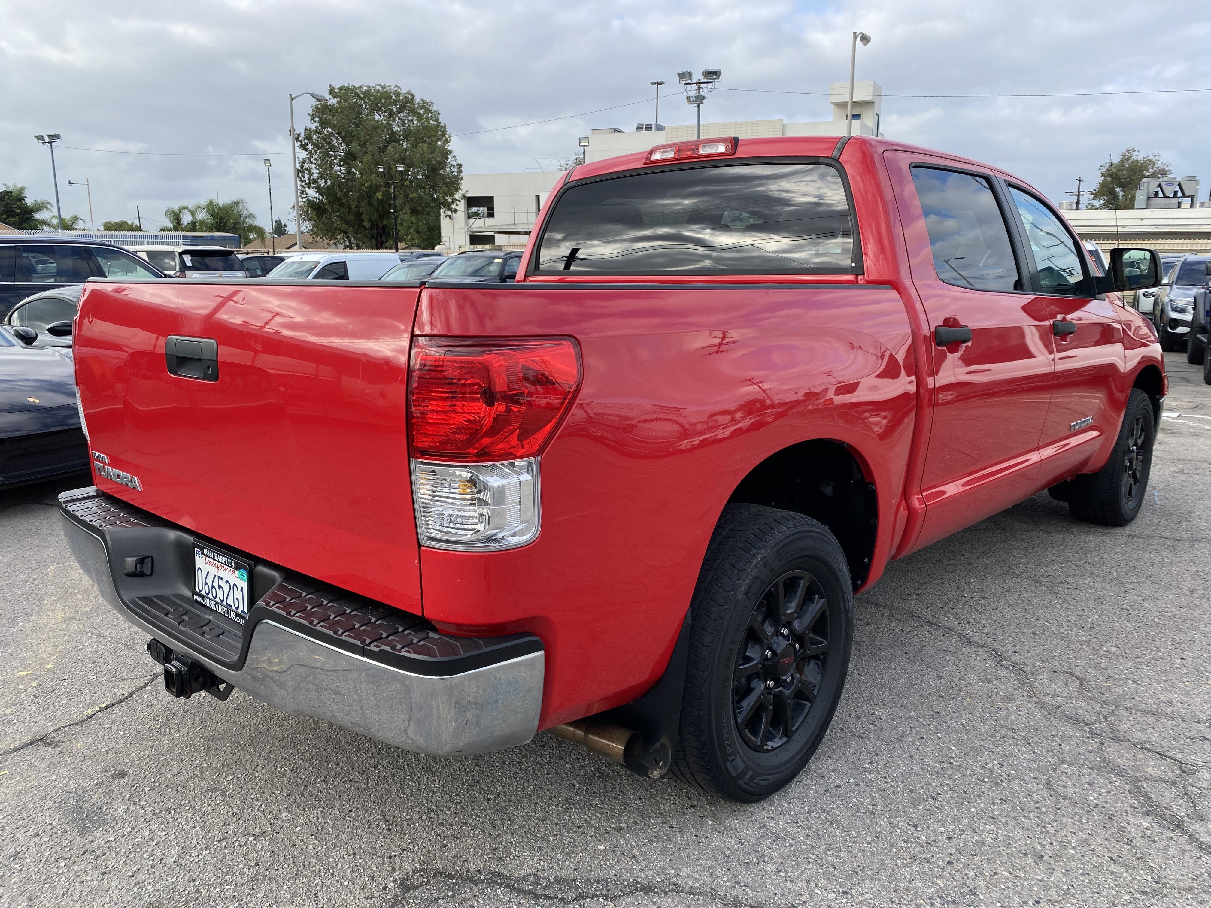 Used 2012 Toyota Tundra 2WD CrewMax w/ Tow Pkg image 10