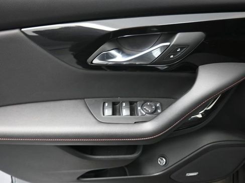 Used 2025 Chevrolet Blazer RS image 13