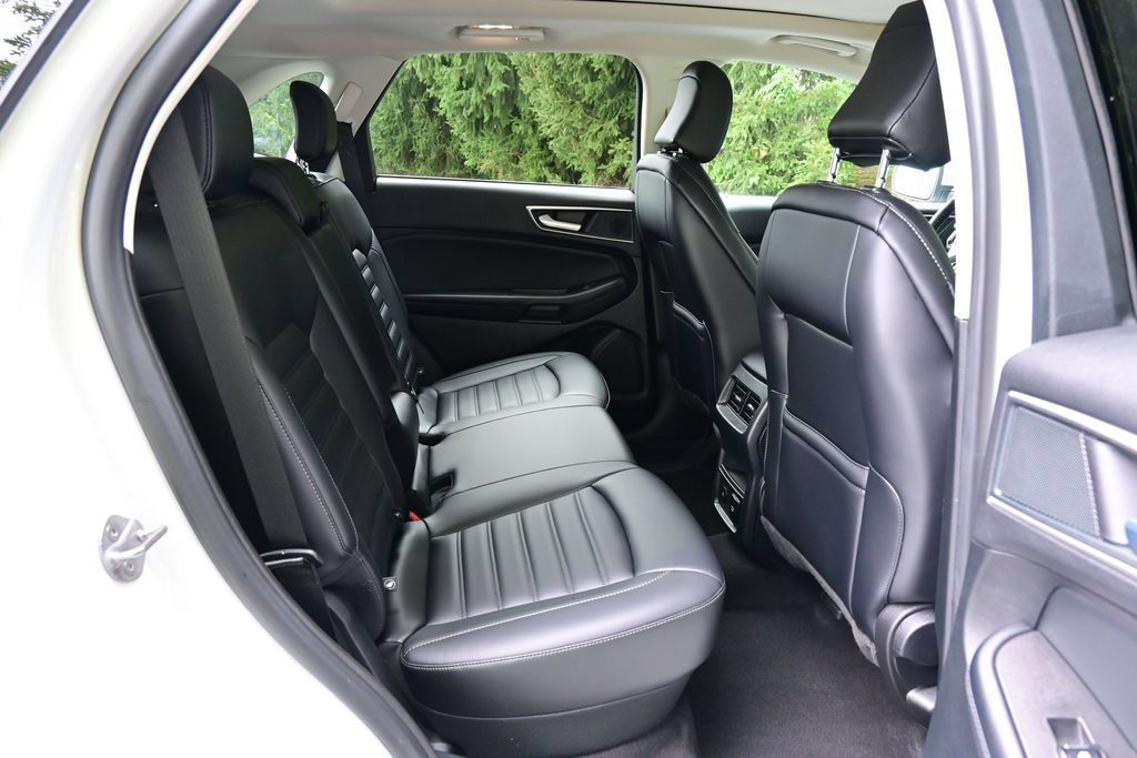 Used 2024 Ford Edge SEL w/ Convenience Package AWD/4WD image 24