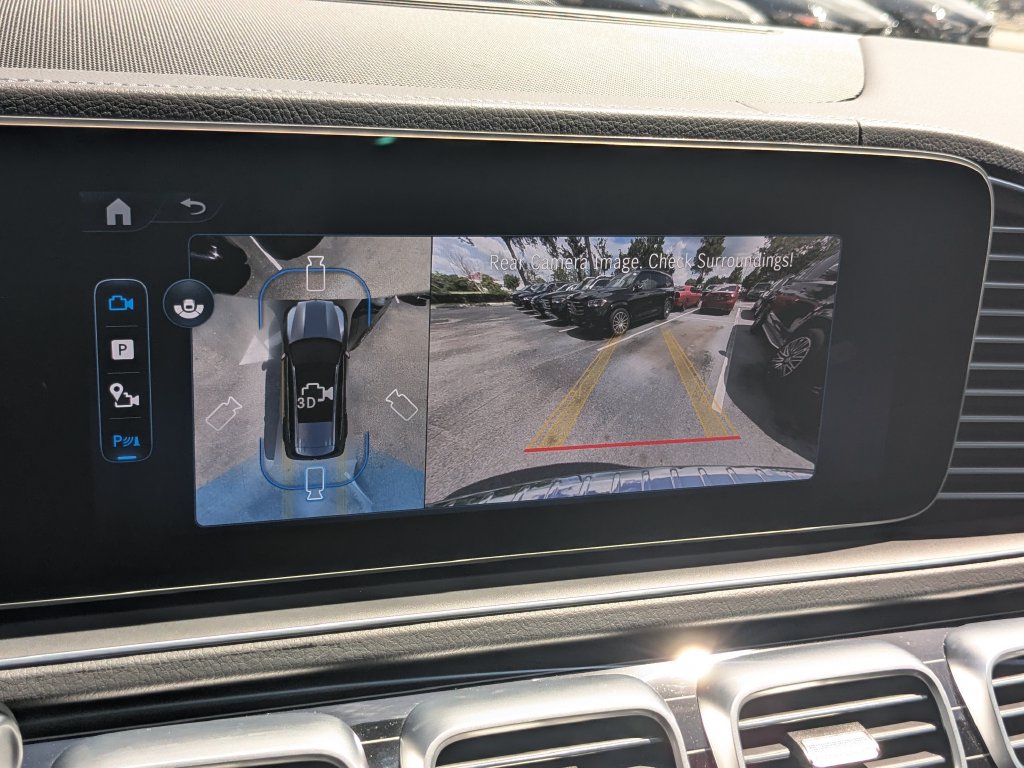 Certified 2025 Mercedes-Benz GLS 580 4MATIC image 9