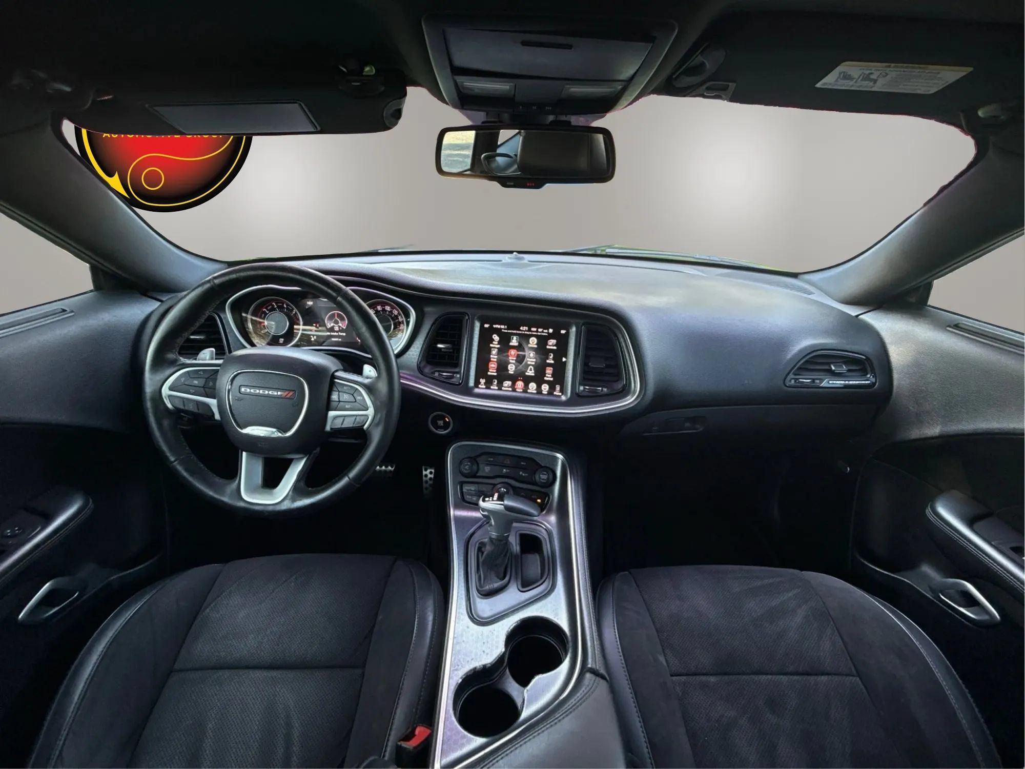 Used 2015 Dodge Challenger R/T Scat Pack w/ Leather Interior Group RWD image 20