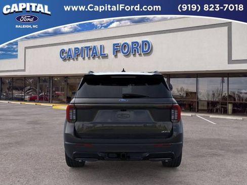 New 2026 Ford Explorer ST-Line w/ ST-Line Street Pack AWD/4WD image 5