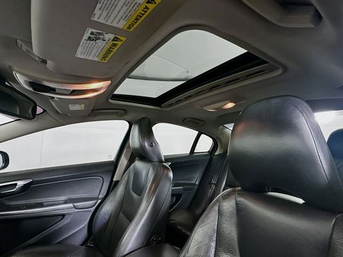 Used 2013 Volvo S60 T5 image 23