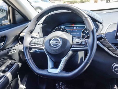 Used 2021 Nissan Altima 2.5 Platinum AWD/4WD image 14