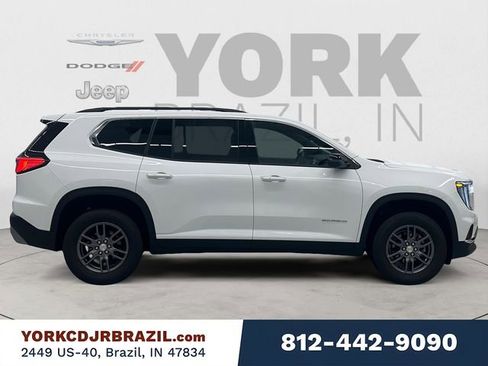 Used 2025 GMC Acadia Elevation image 6