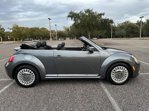 Used 2014 Volkswagen Beetle 1.8T image 16