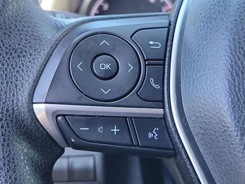 Used 2024 Toyota Camry LE image 5