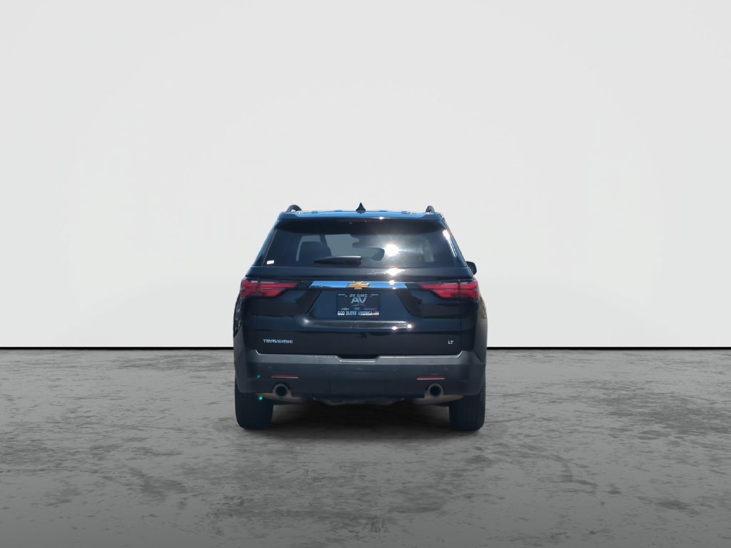 Used 2023 Chevrolet Traverse LT FWD image 7