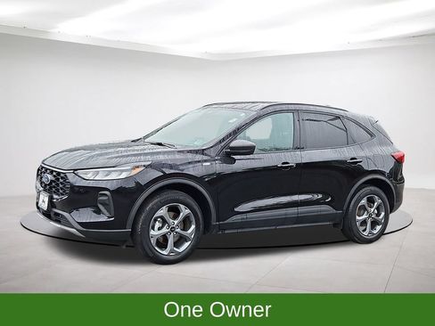 Used 2025 Ford Escape ST-Line AWD/4WD image 3