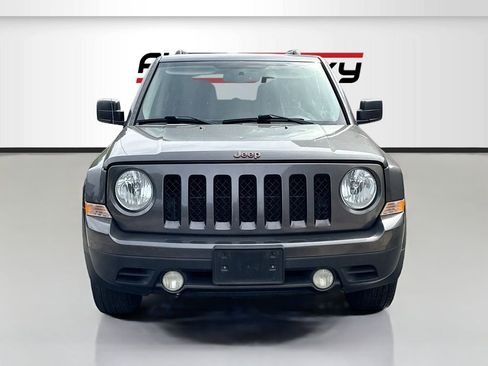 Used 2016 Jeep Patriot 75th Anniversary w/ Power Value Group image 2