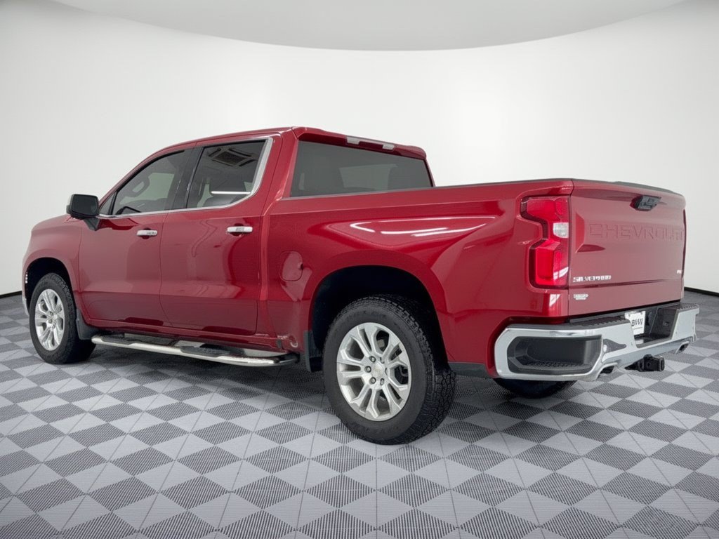 Used 2024 Chevrolet Silverado 1500 LTZ AWD/4WD image 3
