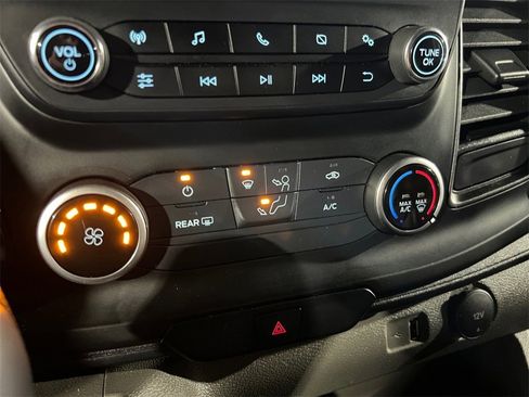 Used 2023 Ford Transit 350 XL image 29