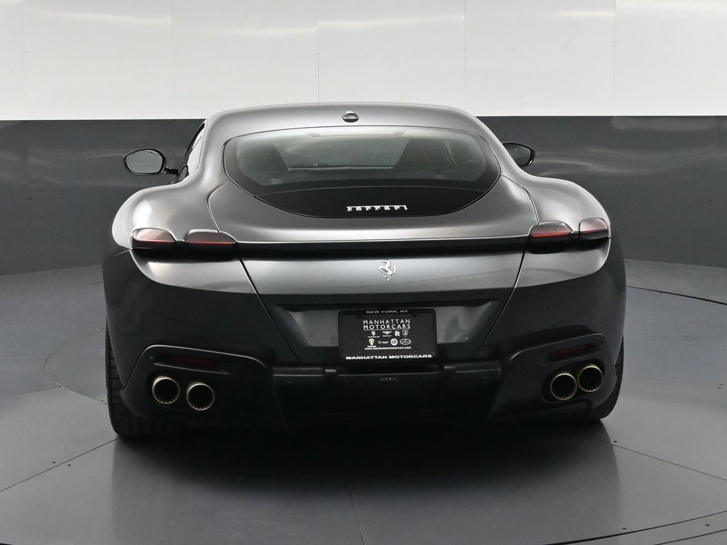 Used 2022 Ferrari Roma RWD image 7