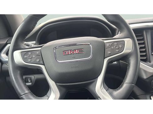 Used 2023 GMC Acadia SLT w/ Preferred Package AWD/4WD image 16