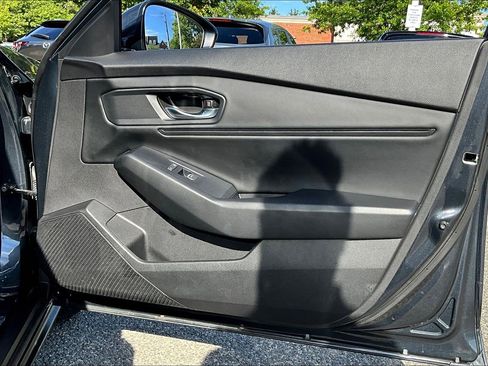 Used 2024 Honda Accord EX image 19