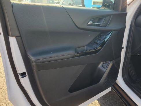 New 2026 Chevrolet Equinox LT w/ Convenience Package II image 6