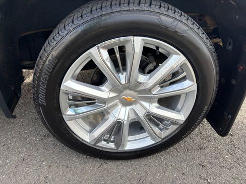 Certified 2024 Chevrolet Silverado 1500 High Country image 9