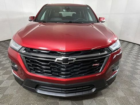 Used 2023 Chevrolet Traverse RS AWD/4WD image 8