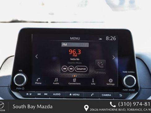 Used 2025 Nissan Rogue SV FWD image 14
