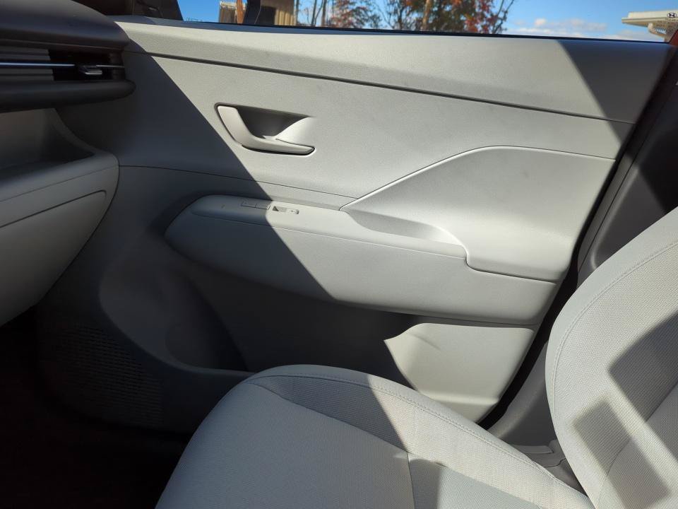 Certified 2026 Hyundai Kona SEL Sport AWD/4WD image 31