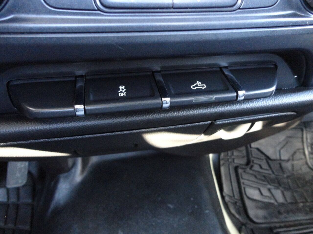 Used 2016 GMC Sierra 1500 2WD Regular Cab image 17