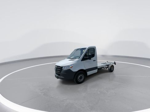 Used 2023 Mercedes-Benz Sprinter 3500 w/ Acoustic Package image 12