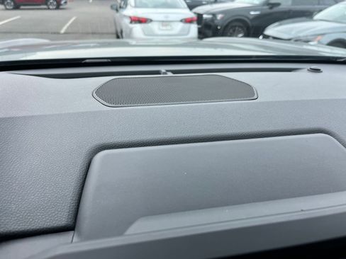 Used 2025 Toyota Tacoma TRD Off-Road image 17