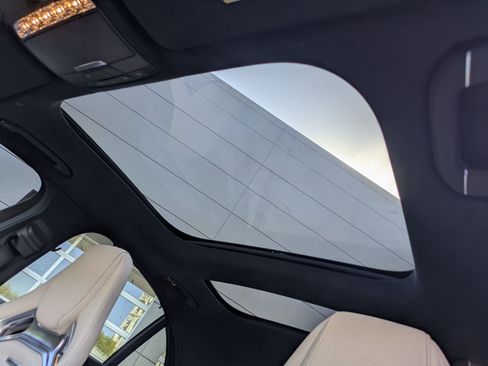 Used 2019 Mercedes-Benz E 63 AMG S image 17