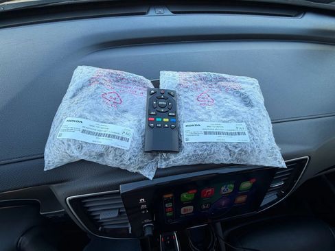 Used 2020 Honda Pilot Touring image 36