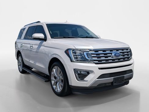 Used 2019 Ford Expedition Limited w/ Equipment Group 302A RWD image 2