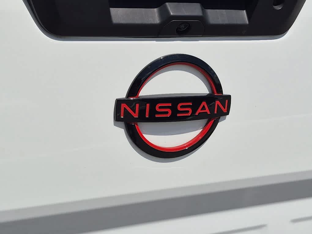 Used 2023 Nissan Frontier PRO-4X w/ Pro Convenience Package AWD/4WD image 21