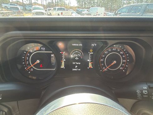 Used 2025 Jeep Wrangler Sahara w/ Safety Group image 28