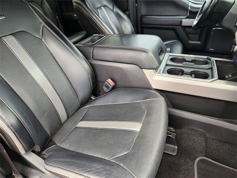 Used 2018 Ford F350 Platinum w/ Platinum Ultimate Package image 10