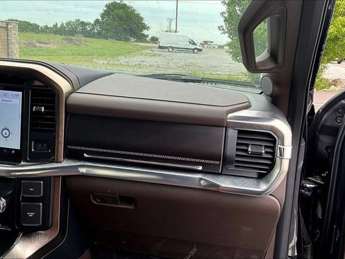Used 2025 Ford F150 King Ranch AWD/4WD image 13