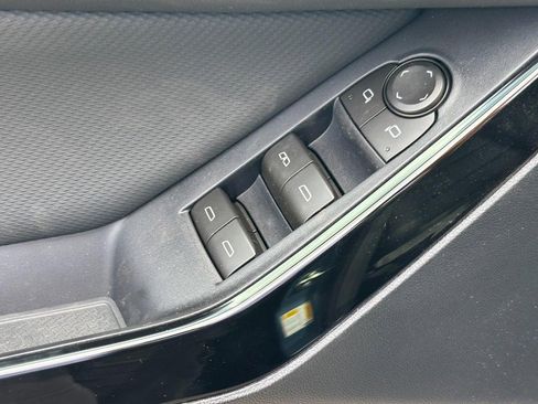 New 2026 Chevrolet Equinox LT FWD image 11