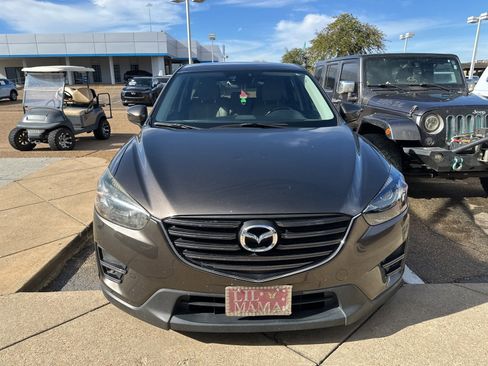 Used 2016 MAZDA CX-5 Touring w/ Touring Technology Package image 4