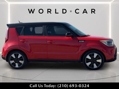 Used 2016 Kia Soul + w/ Designer's Package FWD image 2