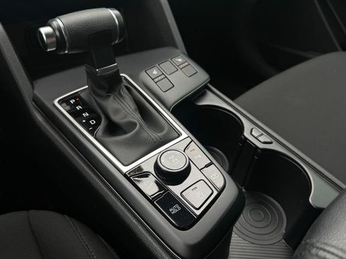 Certified 2025 Kia Sportage LX image 36