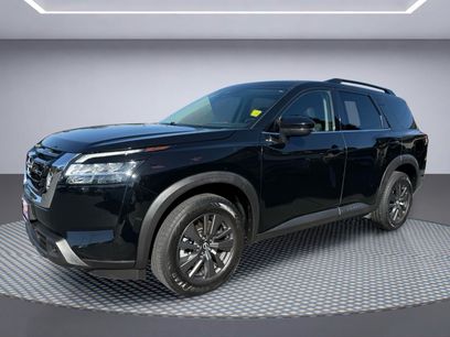 Used 2022 Nissan Pathfinder SV