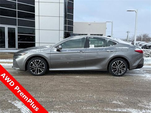 New 2026 Toyota Camry XLE image 6