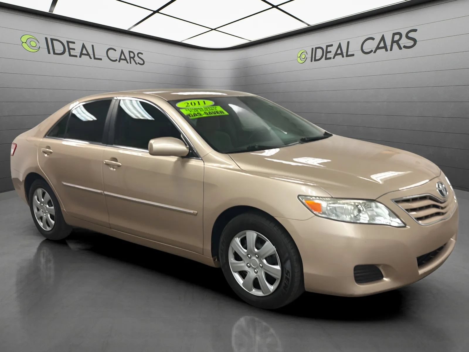 Used 2011 Toyota Camry FWD image 3
