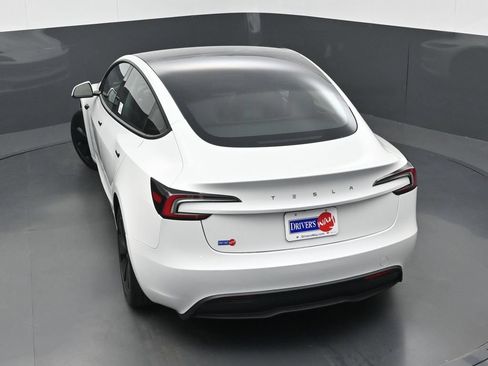 Used 2024 Tesla Model 3 Standard Range RWD image 33